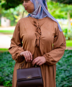 Alternative view of Robe Youssra